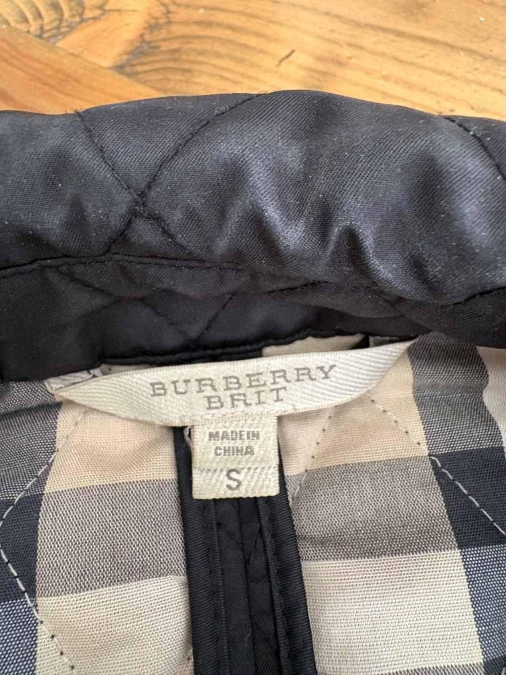 Burberry Brit Diamond Quilted Jacket Black Sz S - Picture 3 of 4